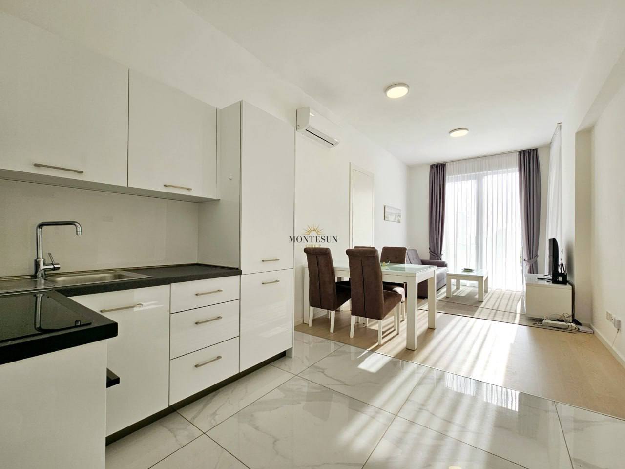 Квартира с 2 спальнями в Бечичи, 51 м²