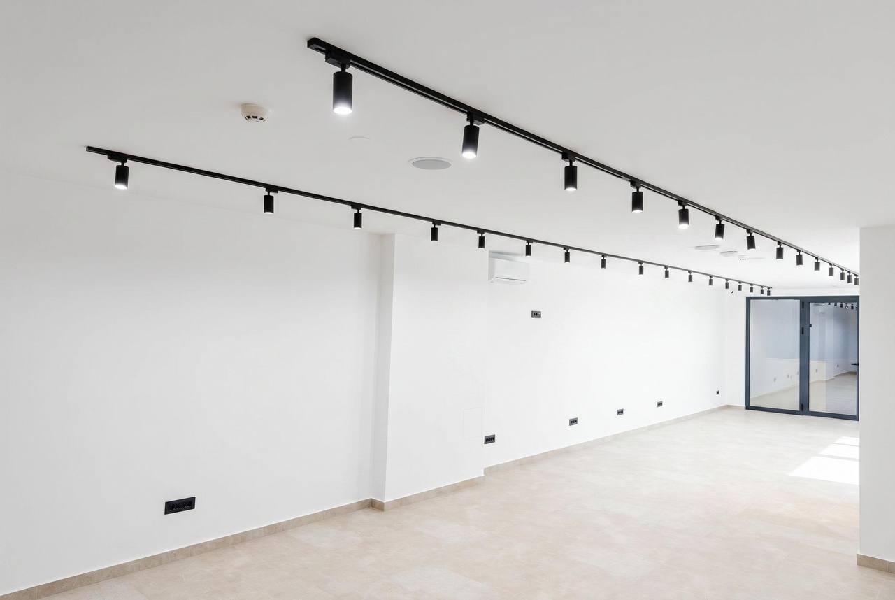Коммерческое помещение в Тивате, 86 м²