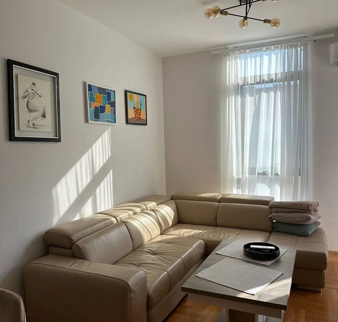 Квартира с 1 спальней в Тивате, 51 м²