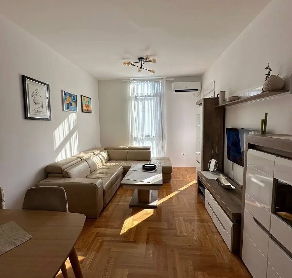 Квартира с 1 спальней в Тивате, 51 м² 3