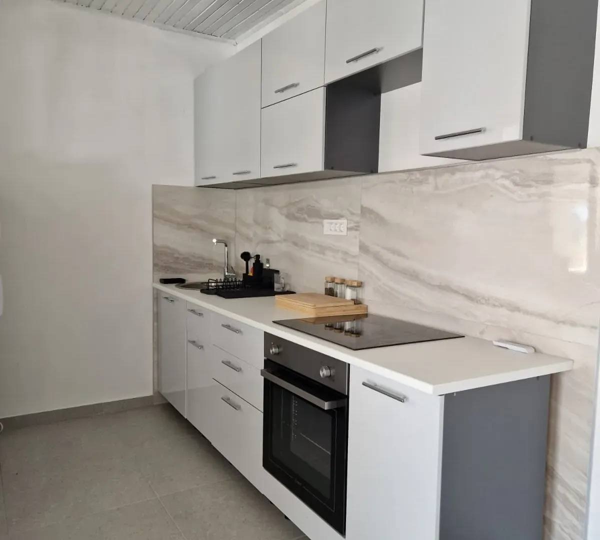 Квартира с 1 спальней в Шушани, 122 м² 2