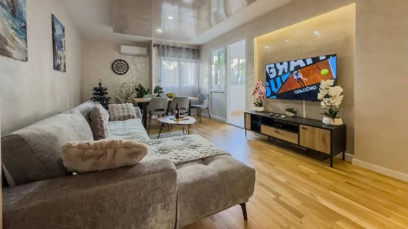 Квартира с 2 спальнями в Тивате, 68 м² 5