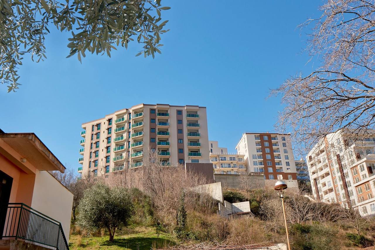 Квартира с 2 спальнями в Бечичи, 63 м²