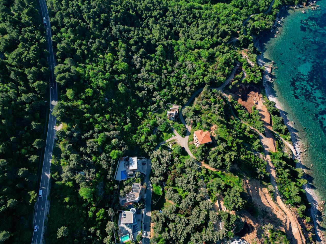 Участок в Свети-Стефане, 2390 м² 2