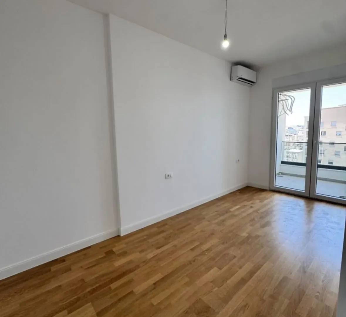 Квартира с 2 спальнями в Баре, 74 м² 2