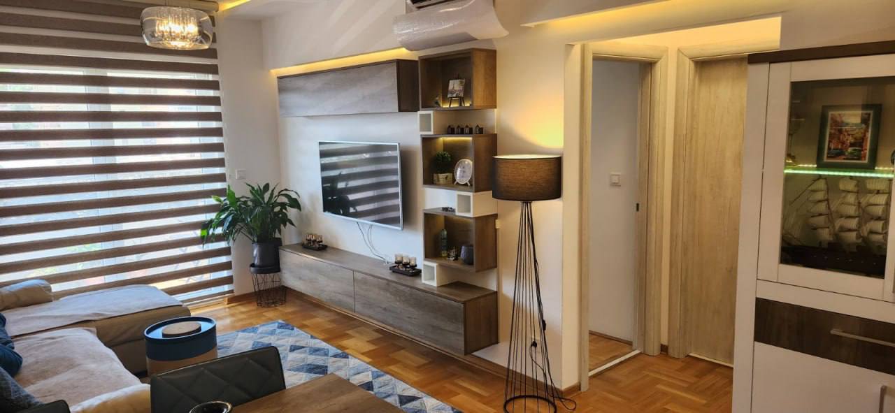 Квартира с 2 спальнями в Будве, 54 м²