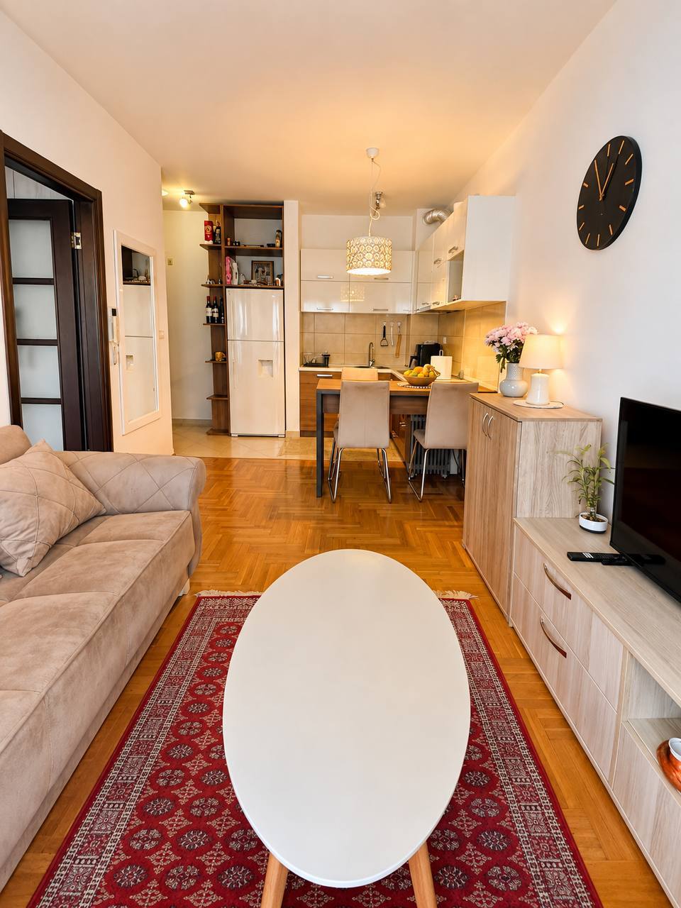 Квартира с 1 спальней в Лази, 40 м² 2