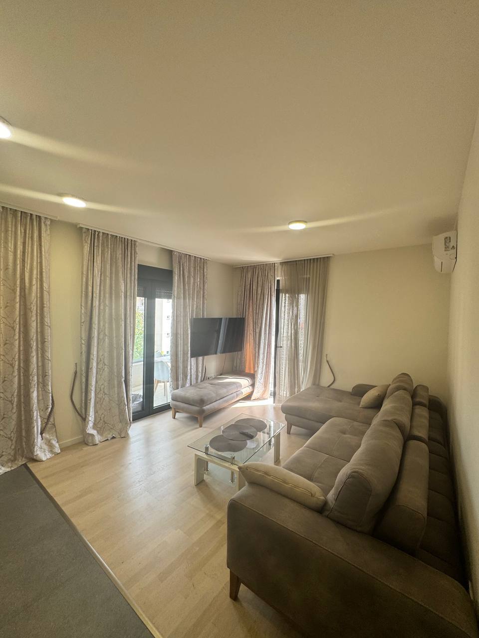 Квартира с 2 спальнями в Будве, 60 м²