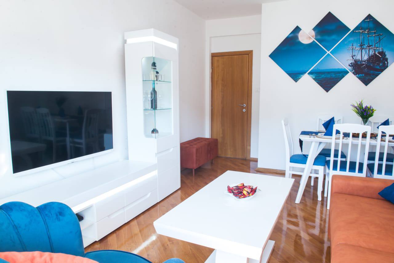 Квартира с 1 спальней в Будве, 67 м² 2