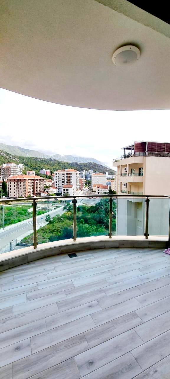 Квартира с 2 спальнями в Бечичи, 65 м² 4