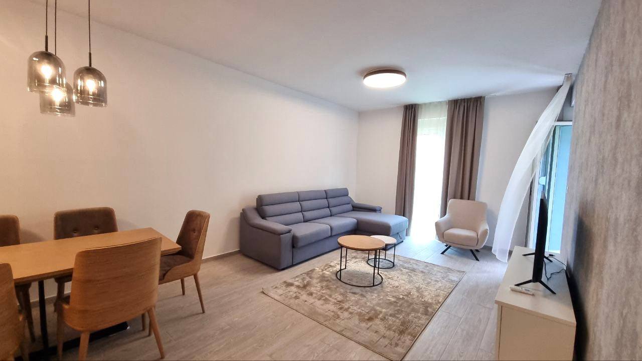 Квартира с 1 спальней в Бечичи, 57 м²