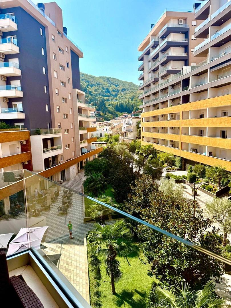 Квартира с 1 спальней в Будве, 50 м² 10