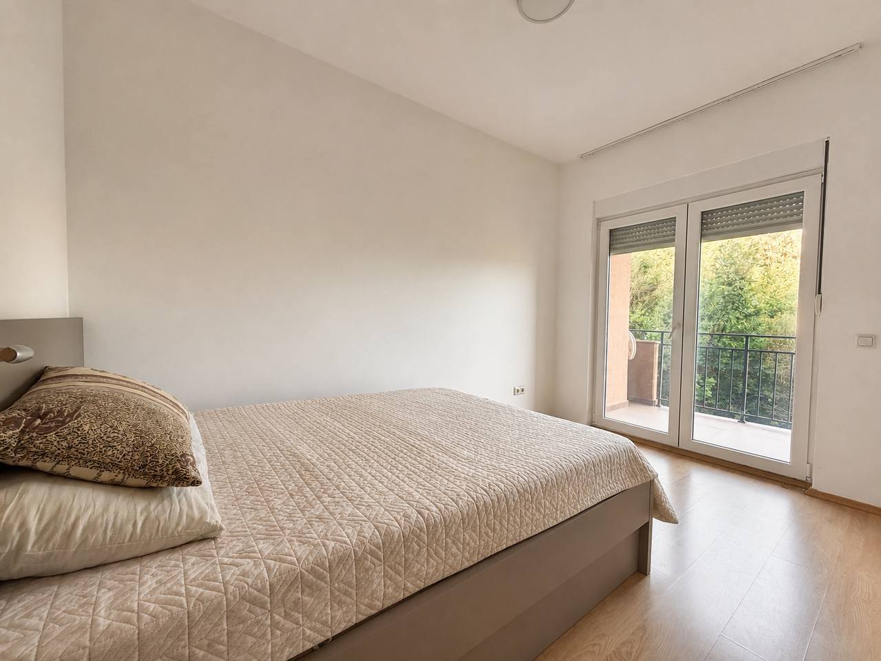 Квартира с 2 спальнями в Ластве-Грбальской, 63 м² 4