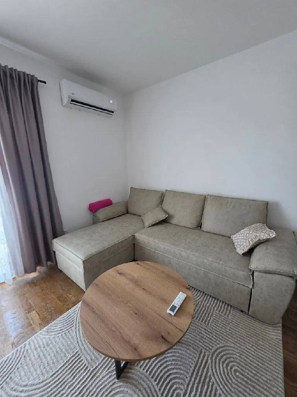 Квартира с 1 спальней в Баре, 48 м² 2