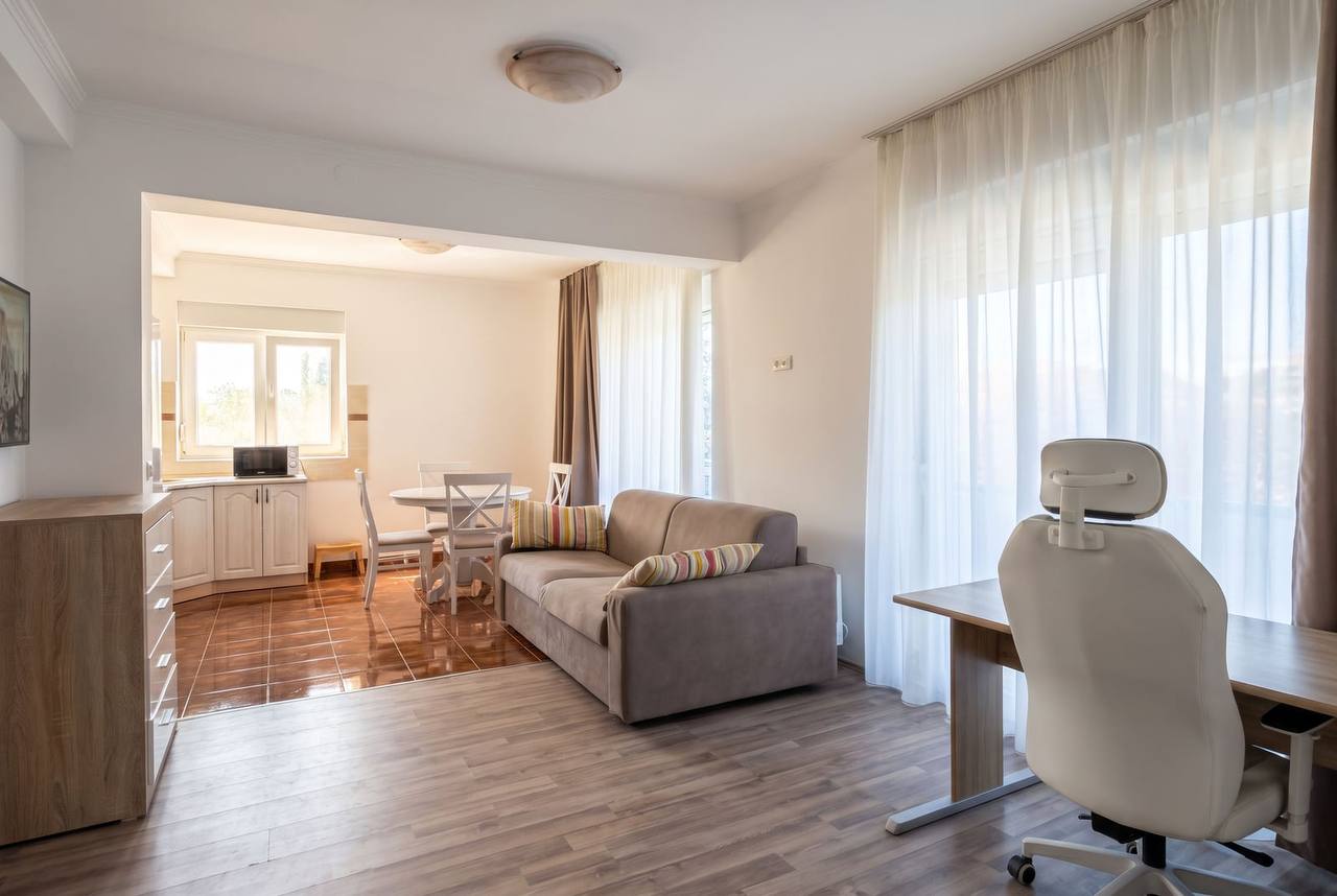 Квартира с 1 спальней в Тивате, 44 м²