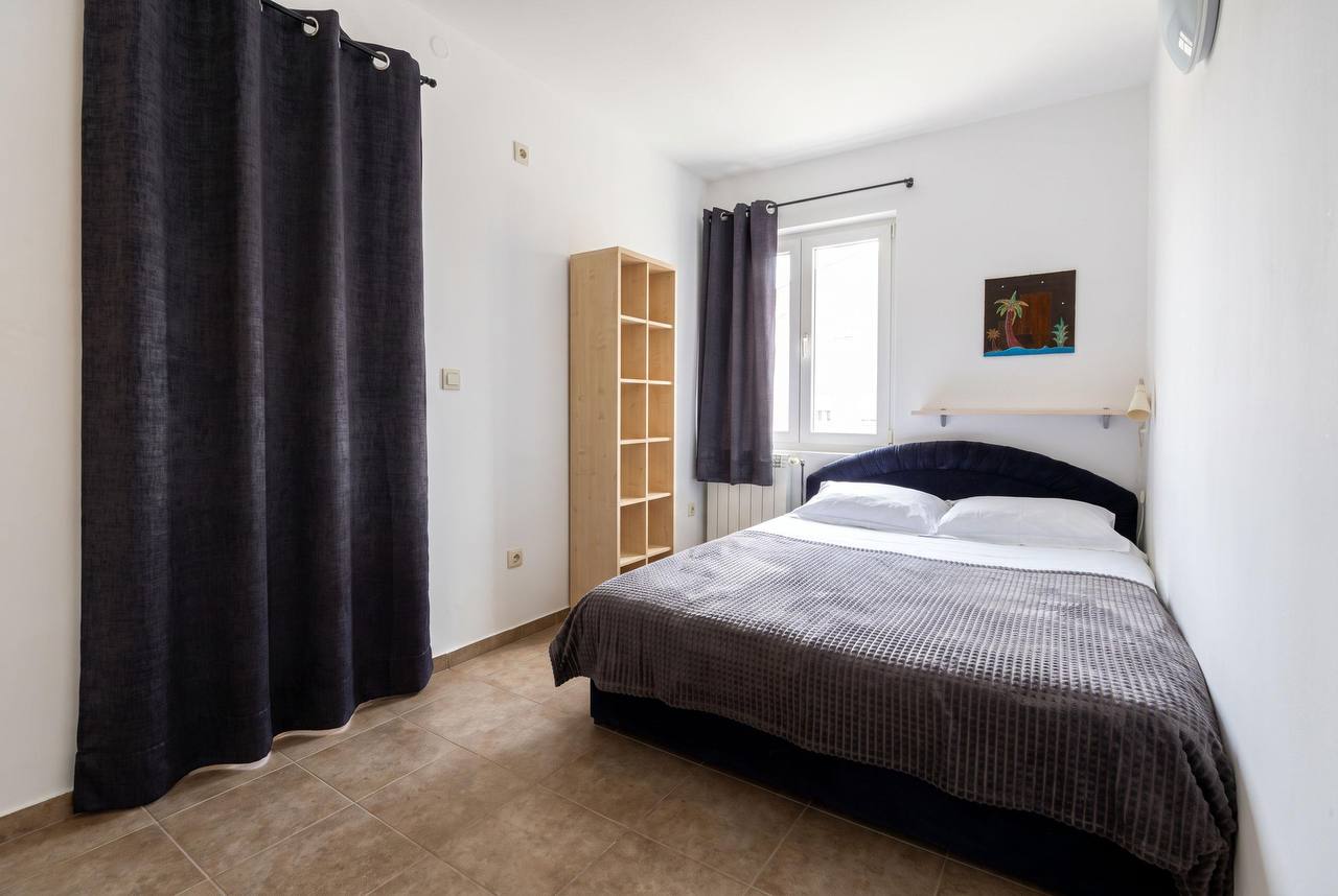 Квартира с 3 спальнями в Биели-До, 100 м² 3