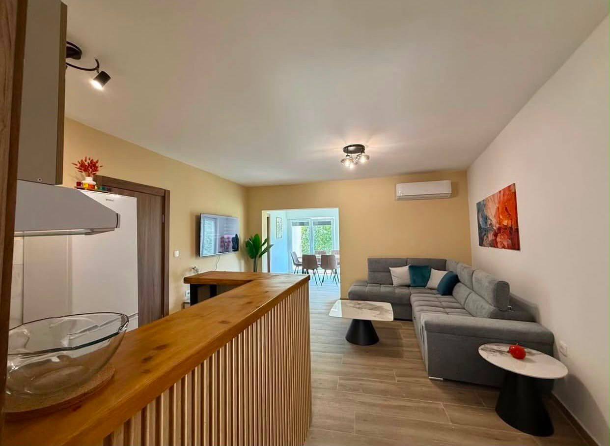 Квартира с 2 спальнями в Бечичи, 100 м² 2