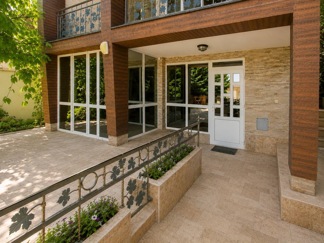 Дом с 2 спальнями в Сутоморе, 167 м² 2