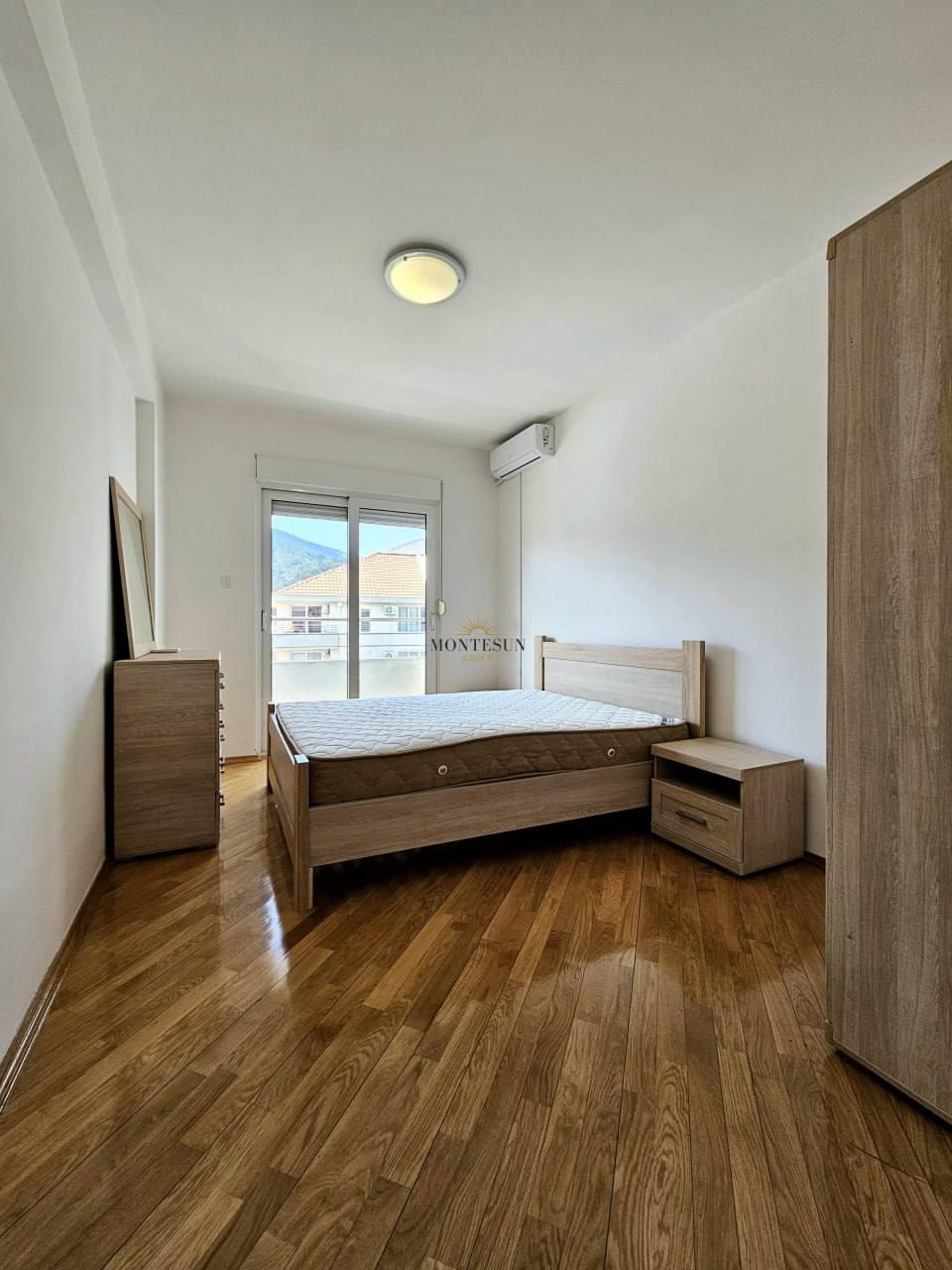 Квартира с 3 спальнями в Будве, 140 м² thumbnail 6