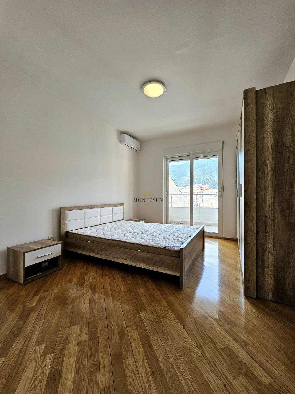 Квартира с 3 спальнями в Будве, 140 м² thumbnail 7