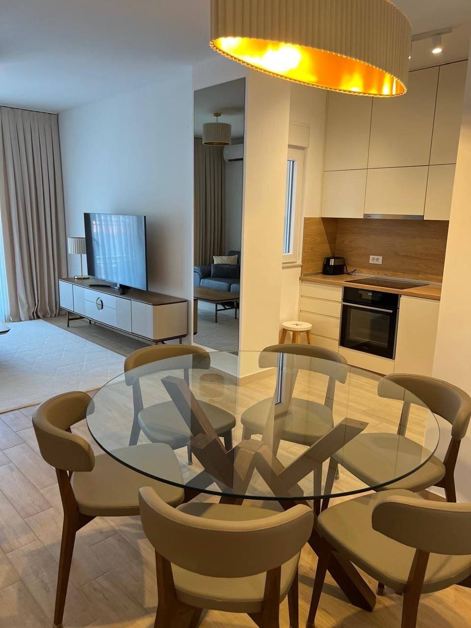 Квартира с 2 спальнями в Будве, 65 м²