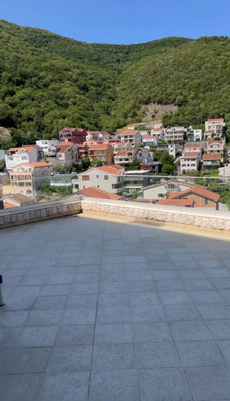 Квартира с 2 спальнями в Будве, 65 м² 10