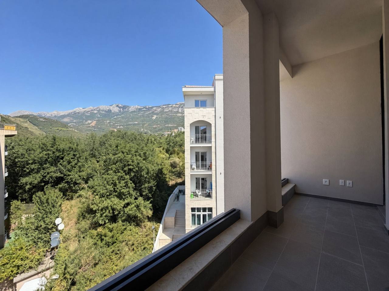 Квартира с 3 спальнями в Бечичи, 128 м² 3