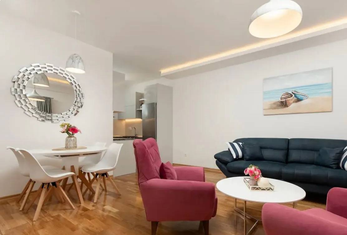 Квартира с 2 спальнями в Будве, 71 м² 2