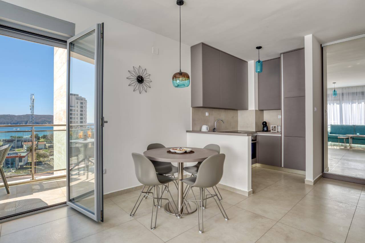 Квартира с 1 спальней в Бечичи, 54 м² 2