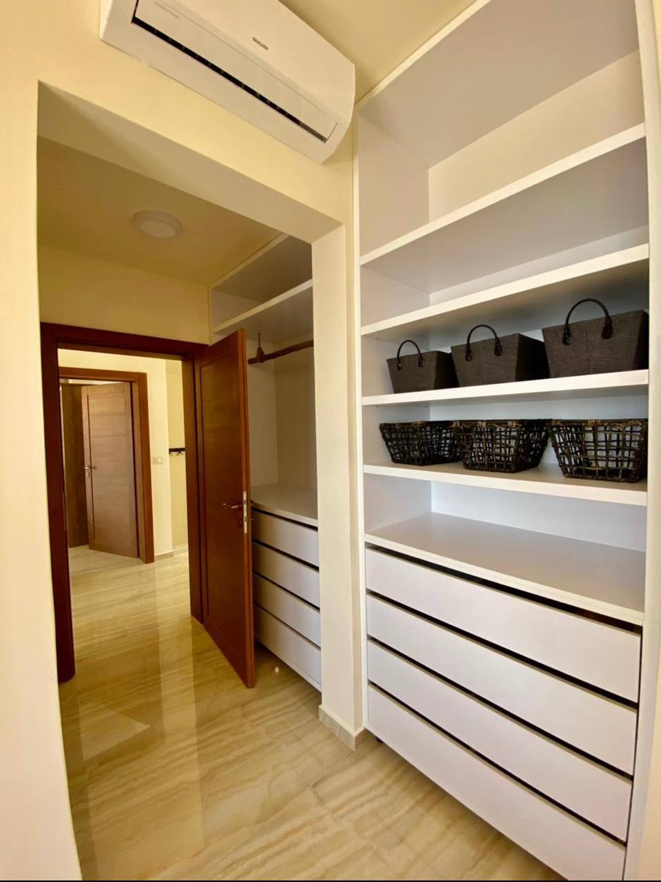 Вилла с 4 спальнями в Будве, 330 м² thumbnail 13