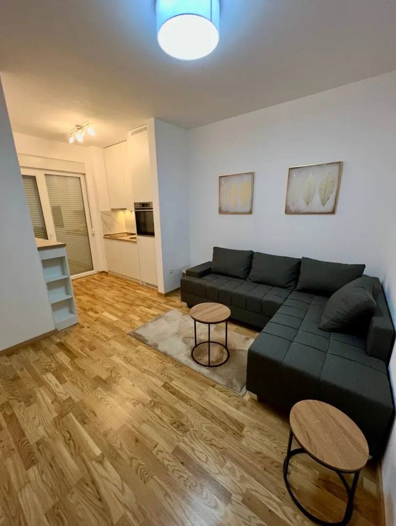 Квартира с 1 спальней в Бечичи, 38 м²