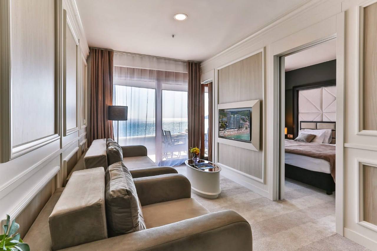 Квартира с 1 спальней в Рафаиловичах, 60 м²