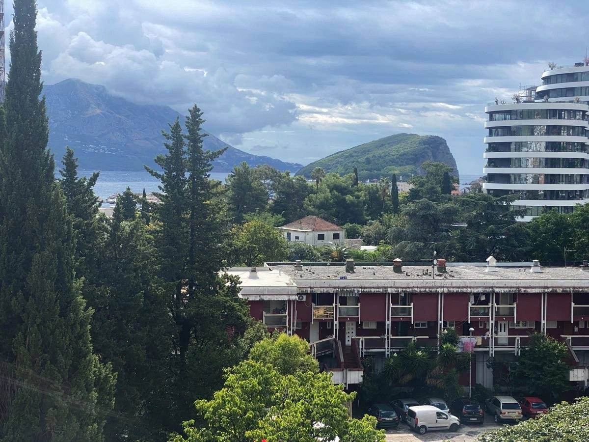Квартира с 1 спальней в Будве, 47 м² 5