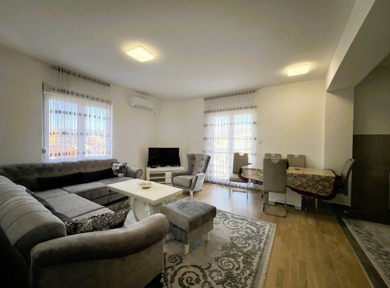 Квартира с 2 спальнями в Подгорице, 76 м²