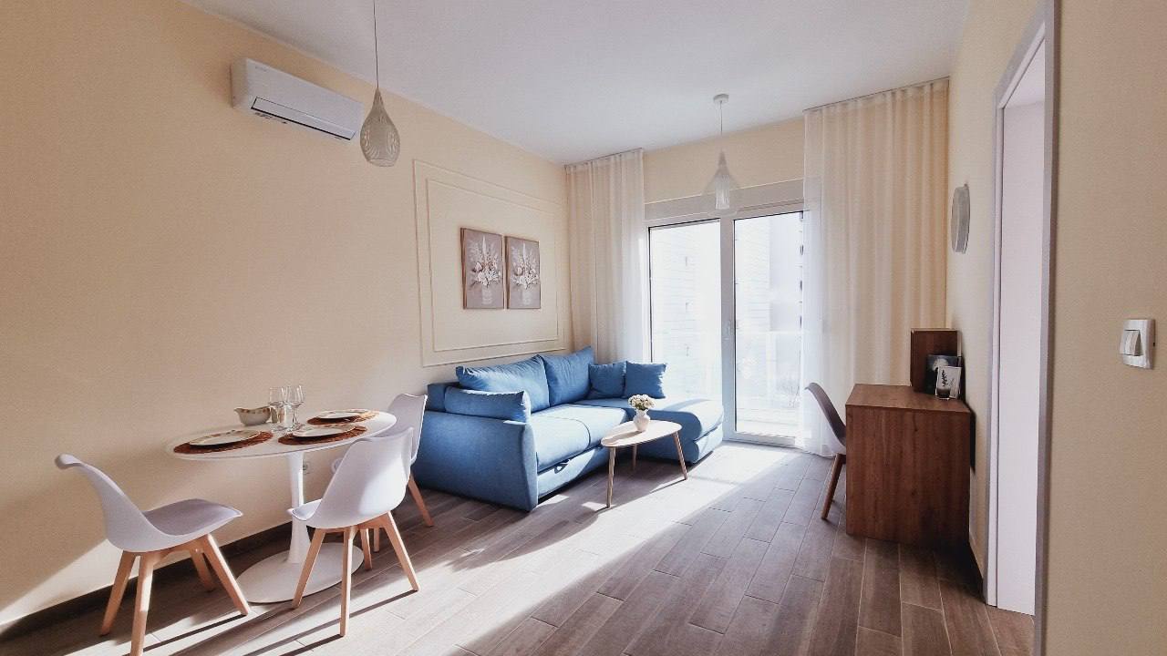 Квартира с 1 спальней в Бечичи, 49 м²