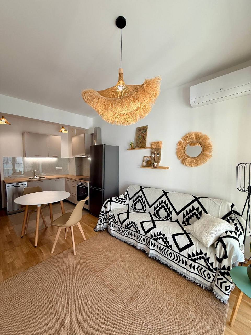 Квартира с 1 спальней в Розино, 35.46 м²