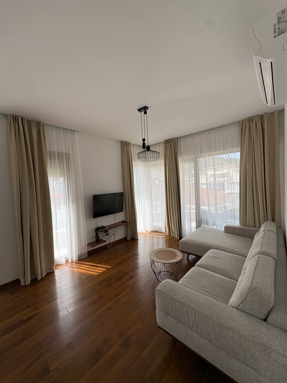 Квартира с 2 спальнями в Будве, 73 м²