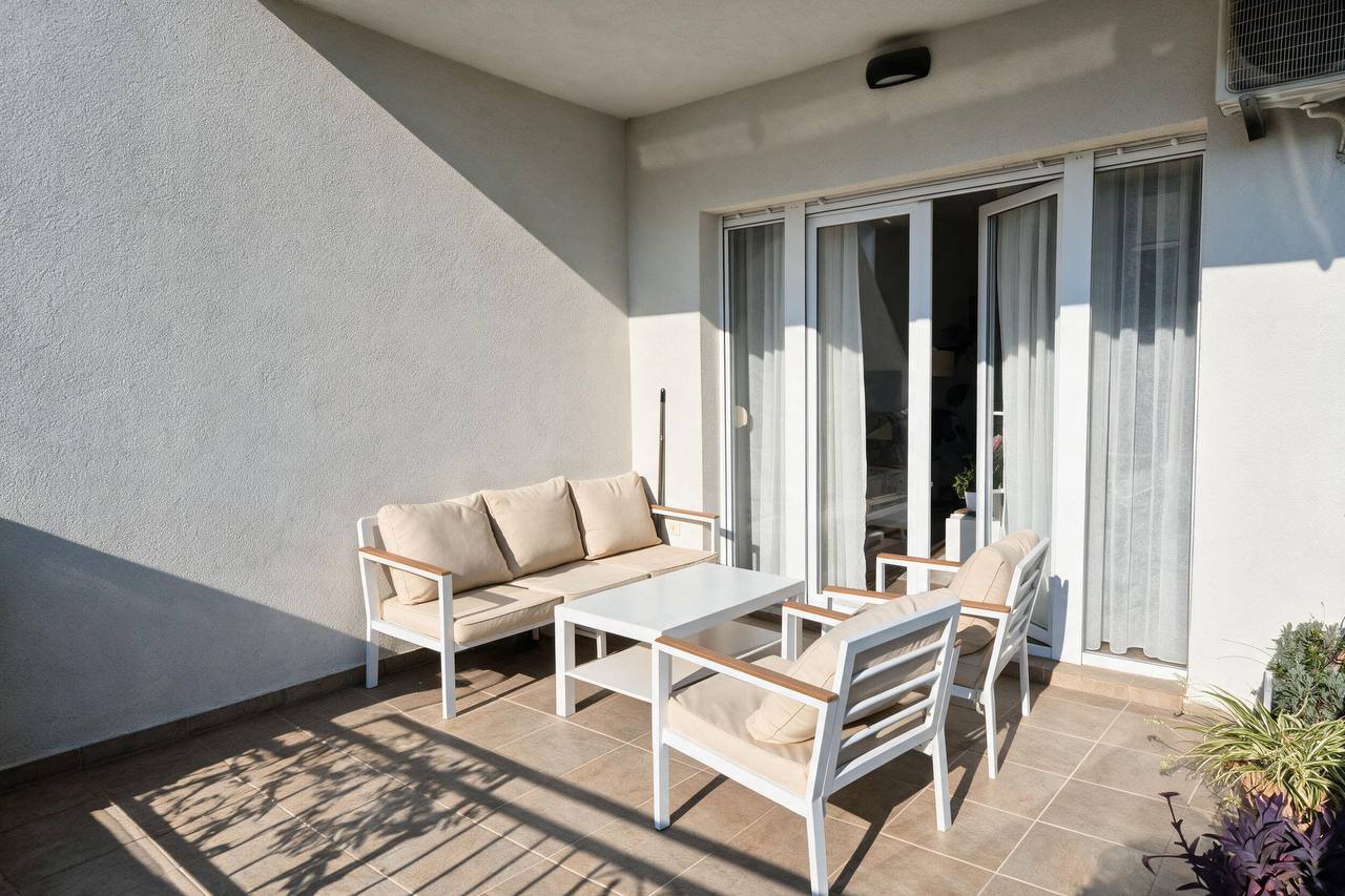 Квартира с 1 спальней в Дубовице, 48 м² 2