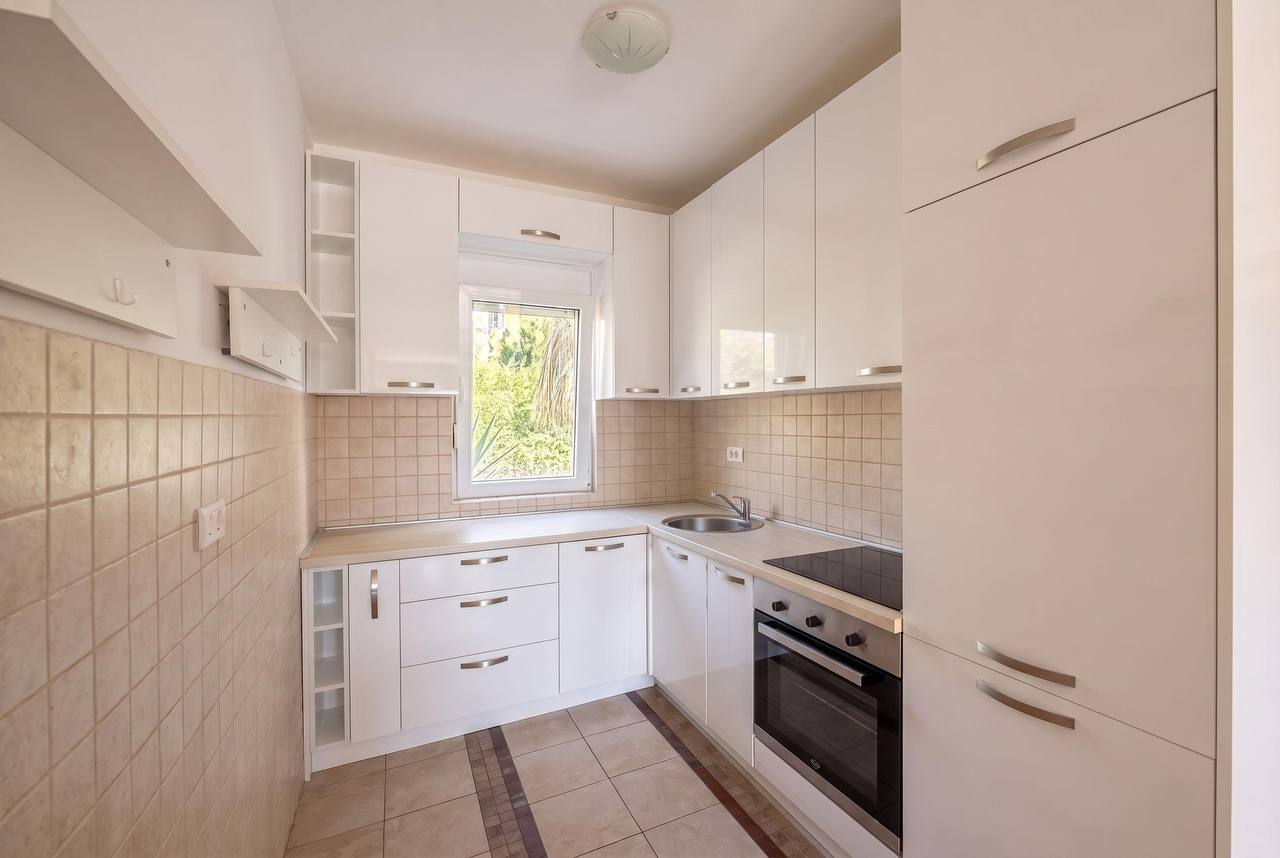 Квартира с 1 спальней в Будве, 89 м² 4