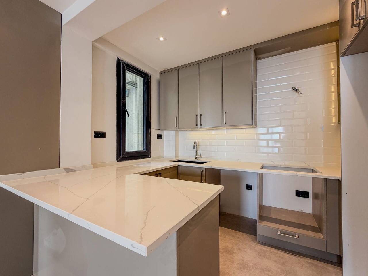 Квартира с 3 спальнями в Комошевине, 93 м² 5