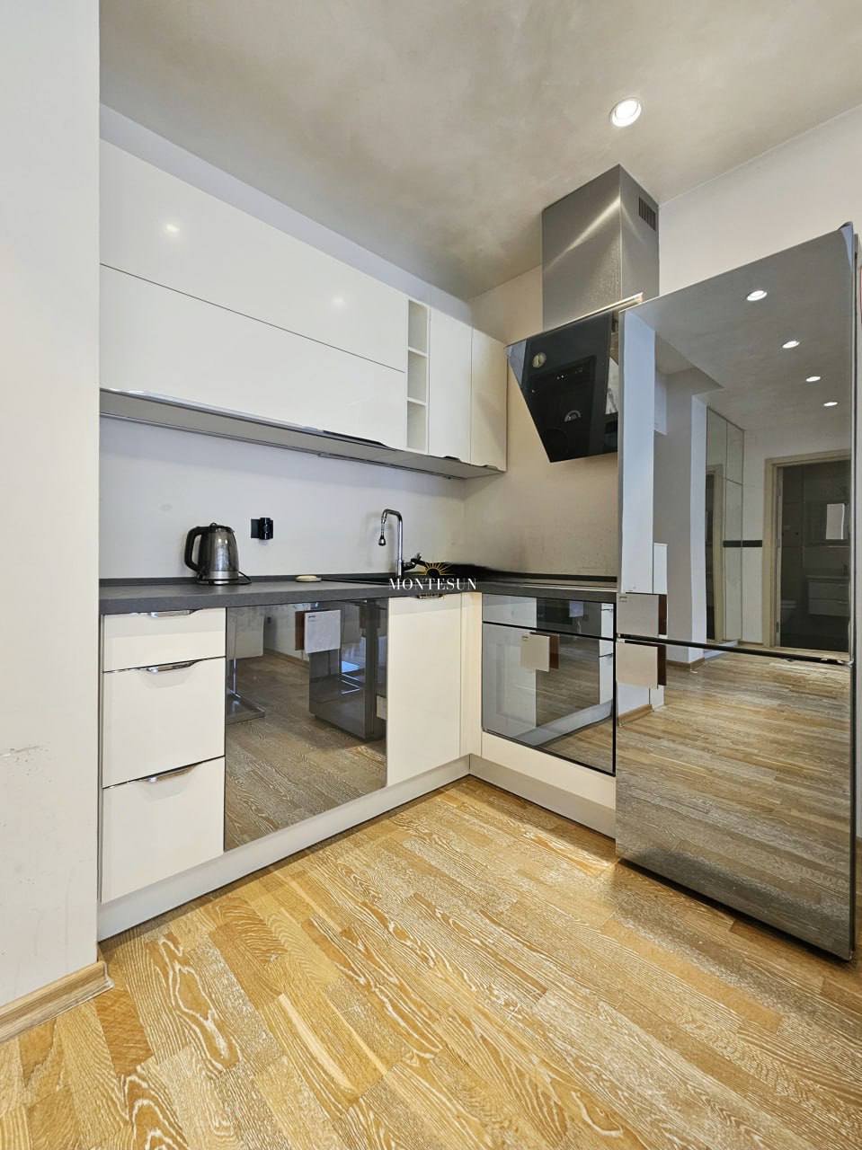 Квартира с 1 спальней в Будве, 56 м² 2