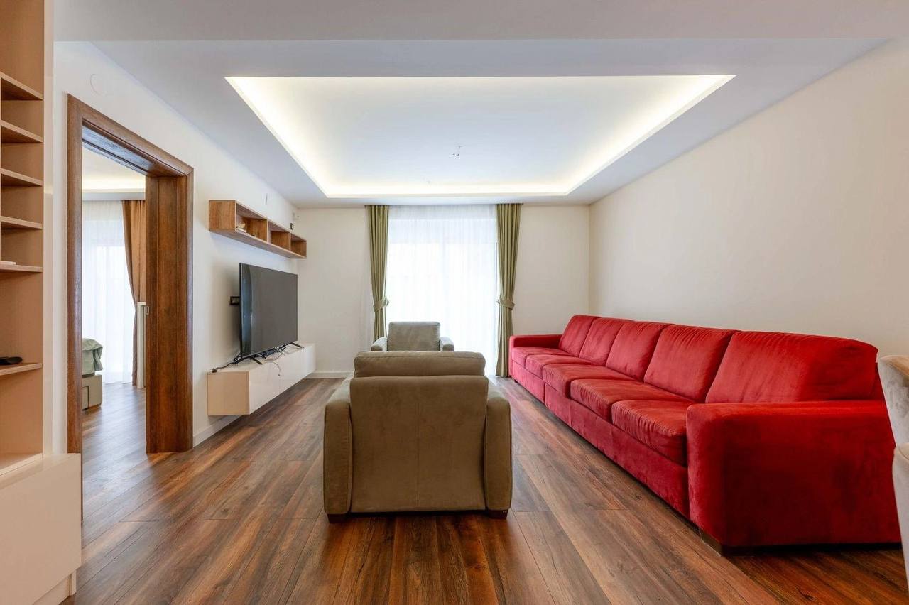 Квартира с 3 спальнями в Лази, 109 м² 2