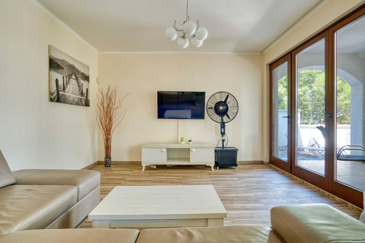 Дом в Тивате, 160 м² 4
