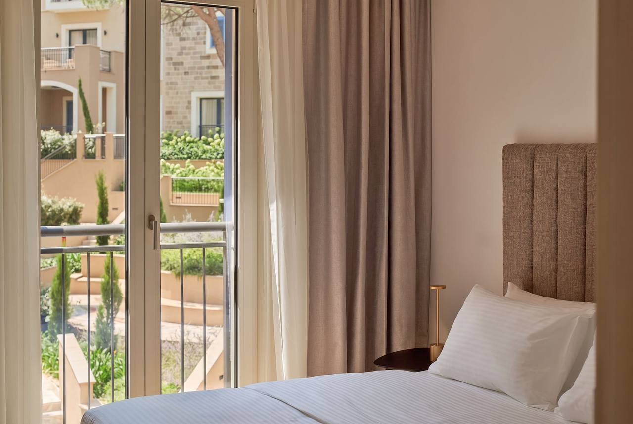 Квартира с 2 спальнями в Luštica Bay, 80 м² 6