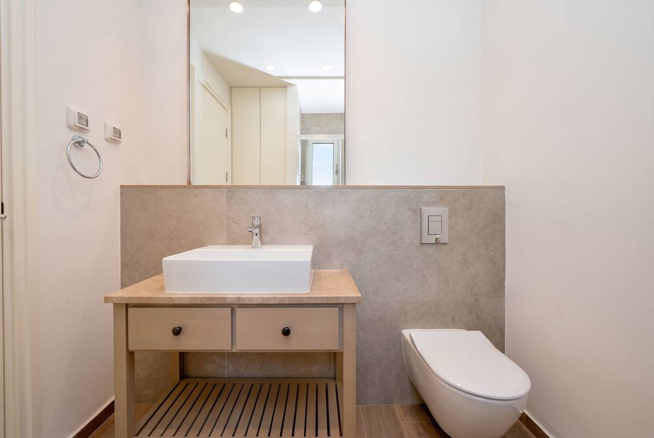 Квартира с 2 спальнями в Luštica Bay, 80 м² 8