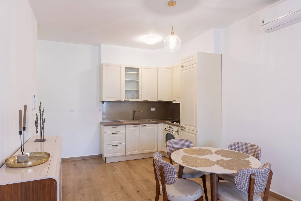 Квартира с 1 спальней в Будве, 53 м² 4