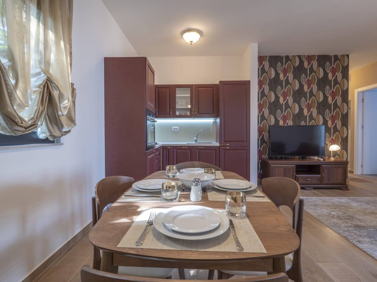 Квартира с 2 спальнями в Будве, 70 м²