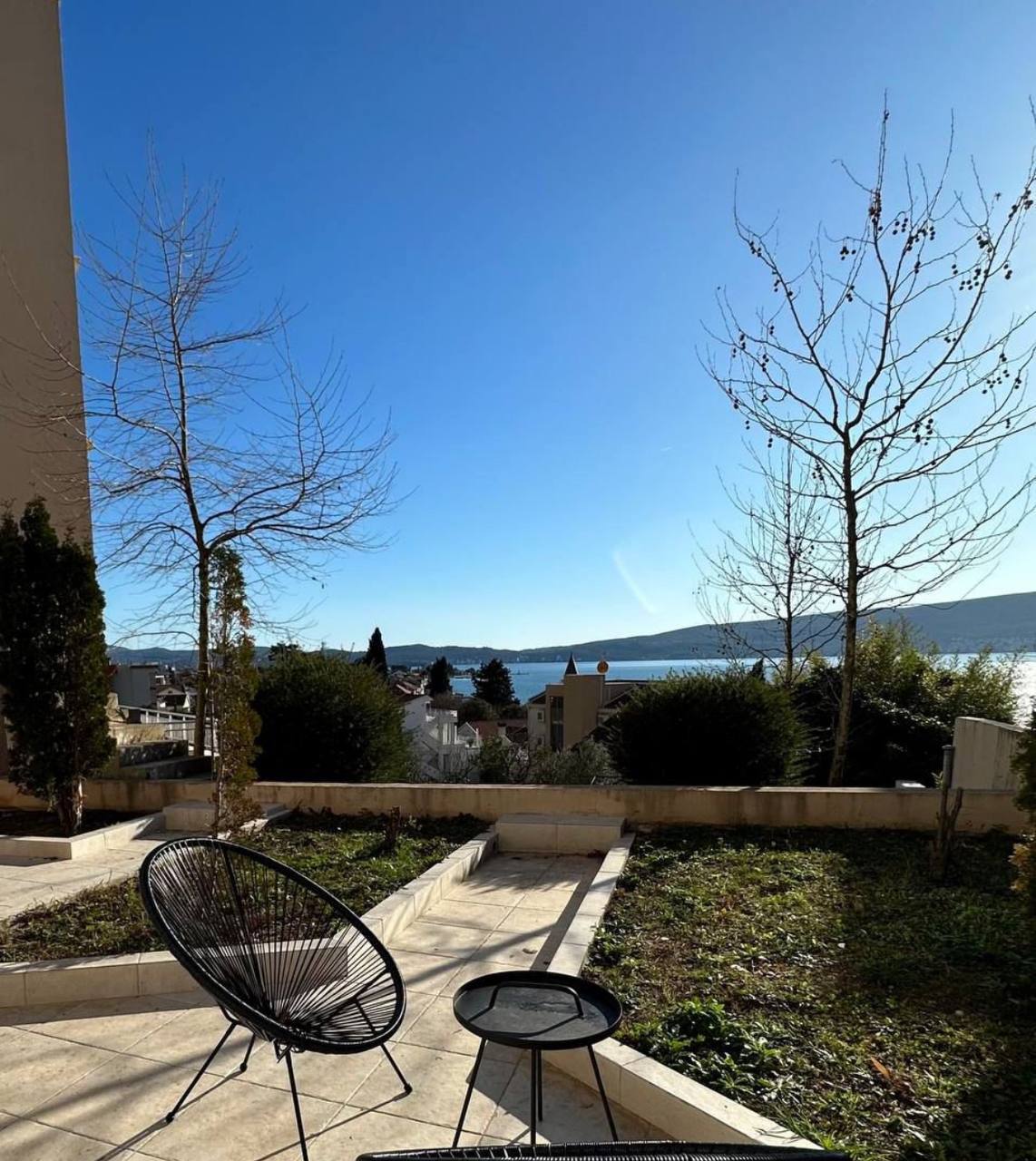 Квартира с 1 спальней в Тивате, 68 м²