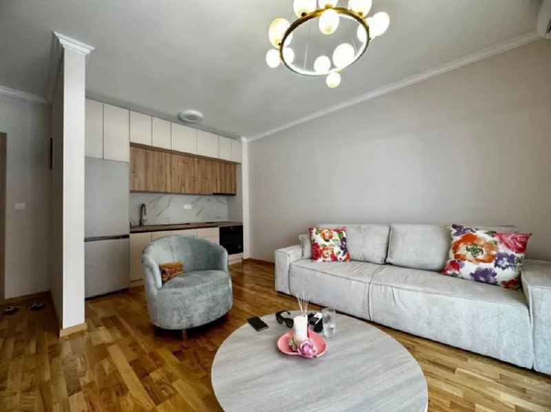 Квартира с 1 спальней в Бечичи, 44 м²