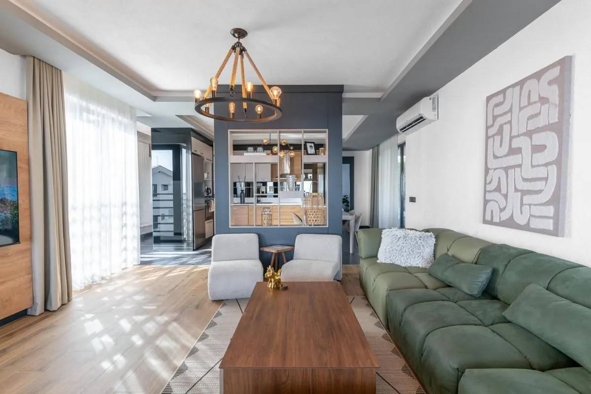 Квартира с 3 спальнями в Свети-Стефане, 131 м² 2